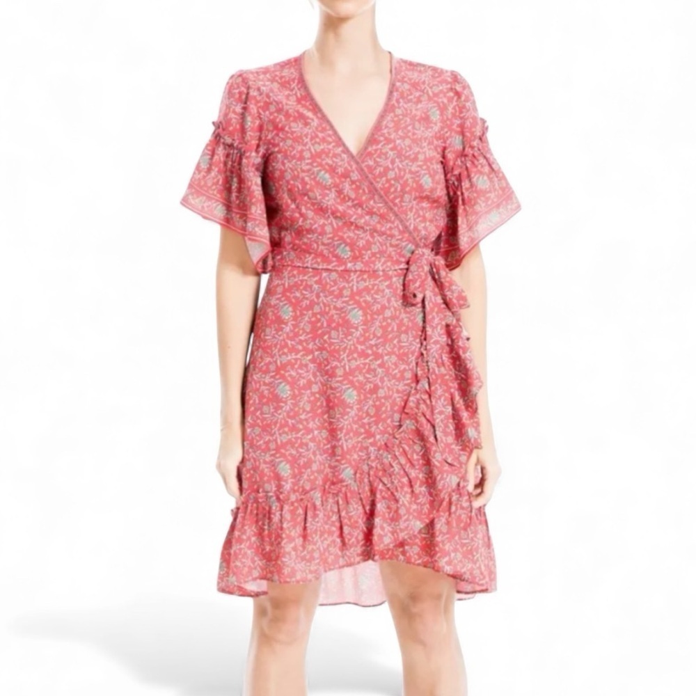 Max Studio | Coral and White Floral Blouse, Size M, NWT
